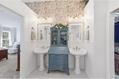 1502 Huntcrest Drive, Cincinnati, OH 45255 - Photo 47