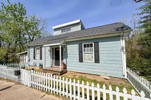 2712 Morrow Pl, Cincinnati, OH 45204 - Photo 1