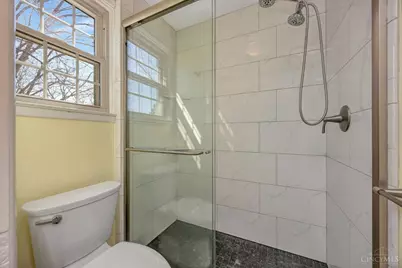 19 Creekwood Square, Glendale, OH 45246 - Photo 19