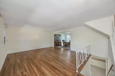 19 Creekwood Square, Glendale, OH 45246 - Photo 3