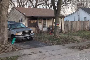 2724 Holman St, Dayton, OH 45439 - Photo 3