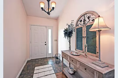 590 Rentz Place, Delhi Township, OH 45238 - Photo 3