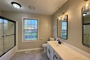 521 Elm Tree Ct, Union Township, OH 45244 - Photo 57