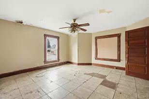 136 N Spring St, Wilmington, OH 45177 - Photo 7