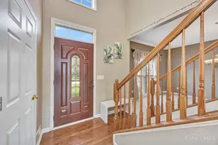 5228 Terrace Ridge Dr, Union Township, OH 45150 - Photo 3