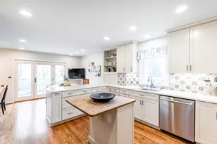 3675 Traskwood Cir, Cincinnati, OH 45208 - Photo 13