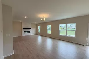 52 Chestnut St, Springboro, OH 45066 - Photo 3