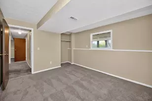 10225 Springknob Ct, Colerain Township, OH 45251 - Photo 45