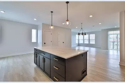 3506 Madison Park Avenue #A, Cincinnati, OH 45209 - Photo 11