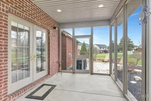 4004 Hickory Hollow Dr, Ross Township, OH 45013 - Photo 13