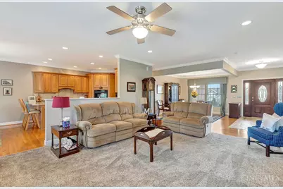 4004 Hickory Hollow Drive, Ross Township, OH 45013 - Photo 11