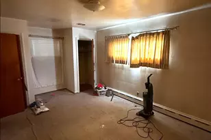 8754 Monsanto Dr, Springfield Township, OH 45231 - Photo 7