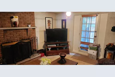 8005 Barret Road, West Chester, OH 45069 - Photo 7