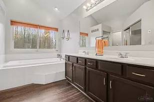 1004 Vixen Dr, Union Township, OH 45245 - Photo 21