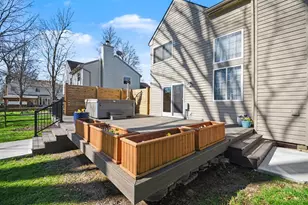 1004 Vixen Dr, Union Township, OH 45245 - Photo 37