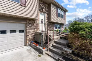 4968 Francisview Dr, Delhi Township, OH 45238 - Photo 7