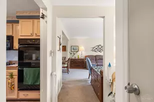 4968 Francisview Dr, Delhi Township, OH 45238 - Photo 9