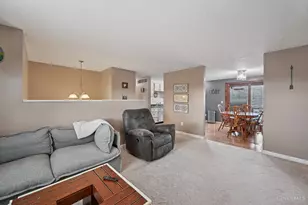 4636 Blackberry Ln, Union Township, OH 45103 - Photo 5