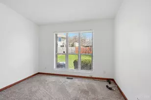 4753 Caprice Dr, Middletown, OH 45044 - Photo 13