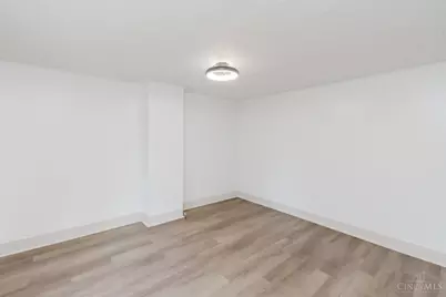 555 E Sycamore Street, Miamisburg, OH 45342 - Photo 7