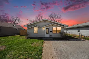 203 Center St, Trenton, OH 45067 - Photo 1