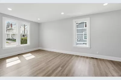 112 Bacon Street, Lockland, OH 45215 - Photo 9