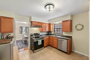 3827 Thornton Dr, Cincinnati, OH 45236 - Photo 9