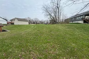 10 W Mohican, Franklin Township, OH 45171 - Photo 1