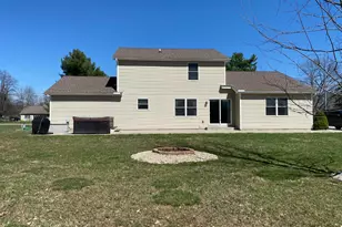 946 Brunswick Dr, Perry Township, OH 45118 - Photo 3