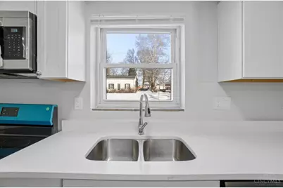 2807 W Galbraith Road, Cincinnati, OH 45239 - Photo 9