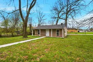 12121 3rd Ave, Sycamore Township, OH 45249 - Photo 3