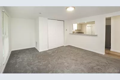 12121 Third Avenue, Sycamore Township, OH 45249 - Photo 3