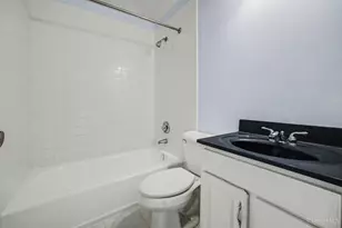 1923 Berkshire Rd, Anderson Township, OH 45230 - Photo 21