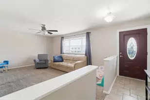 3263 Bellacre Ct, Green Township, OH 45248 - Photo 7