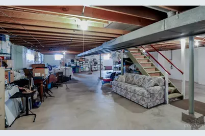 7214 Greenfarms Drive, Springfield Township, OH 45224 - Photo 37