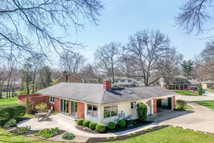 7214 Greenfarms Dr, Springfield Township, OH 45224 - Photo 7