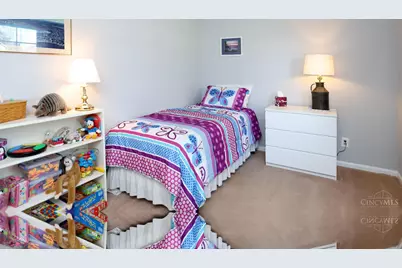 7214 Greenfarms Drive, Springfield Township, OH 45224 - Photo 17