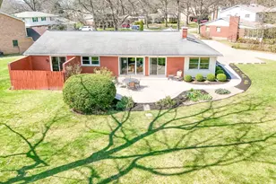 7214 Greenfarms Dr, Springfield Township, OH 45224 - Photo 5