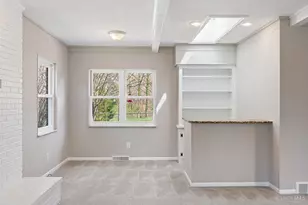 6683 Greentree Dr, Springfield Township, OH 45224 - Photo 23