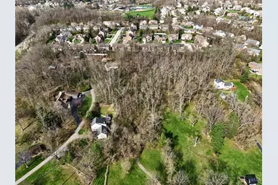 1 Berkshire Road, Cincinnati, OH 45230 - Photo 7