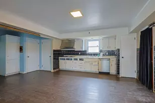 5220 Valley Ridge Rd, Green Township, OH 45247 - Photo 13