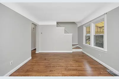 62 Laurel Avenue, Springfield Township, OH 45216 - Photo 7