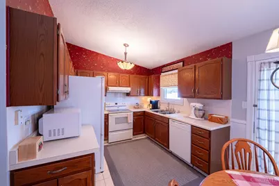 205 Heather Way Street, Middletown, OH 45042 - Photo 9