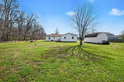 184 Dortmund Drive, Perry Township, OH 45118 - Photo 5