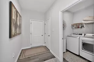 7114 Rivendell Cir, Miami Township, OH 45459 - Photo 31