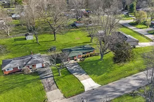 1150 Berdova Dr, Miami Township, OH 45150 - Photo 33