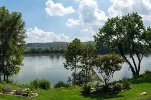 2207 Riverside Dr, Cincinnati, OH 45202 - Photo 17