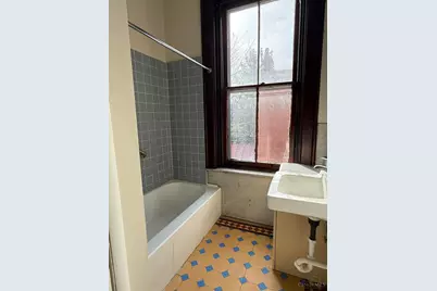 2410 Ashland Avenue, Cincinnati, OH 45206 - Photo 9