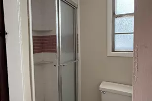 2410 Ashland Ave, Cincinnati, OH 45206 - Photo 13