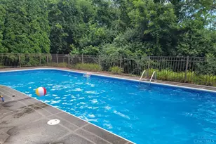 8346 White Hill Ln, West Chester, OH 45069 - Photo 3